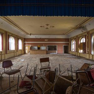 Gorknitz-Alter Gasthof-Saal-verlassener Ballsaal-Lost Place-Mario Kegel-photokDE